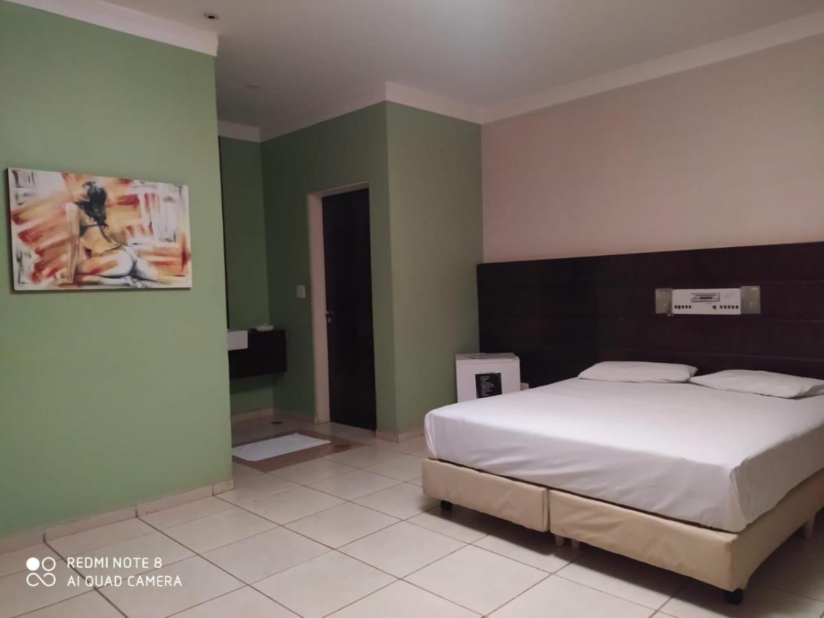 Movie Inn Motel E Hospedagem (Adults Only) Ribeirão Preto Kültér fotó