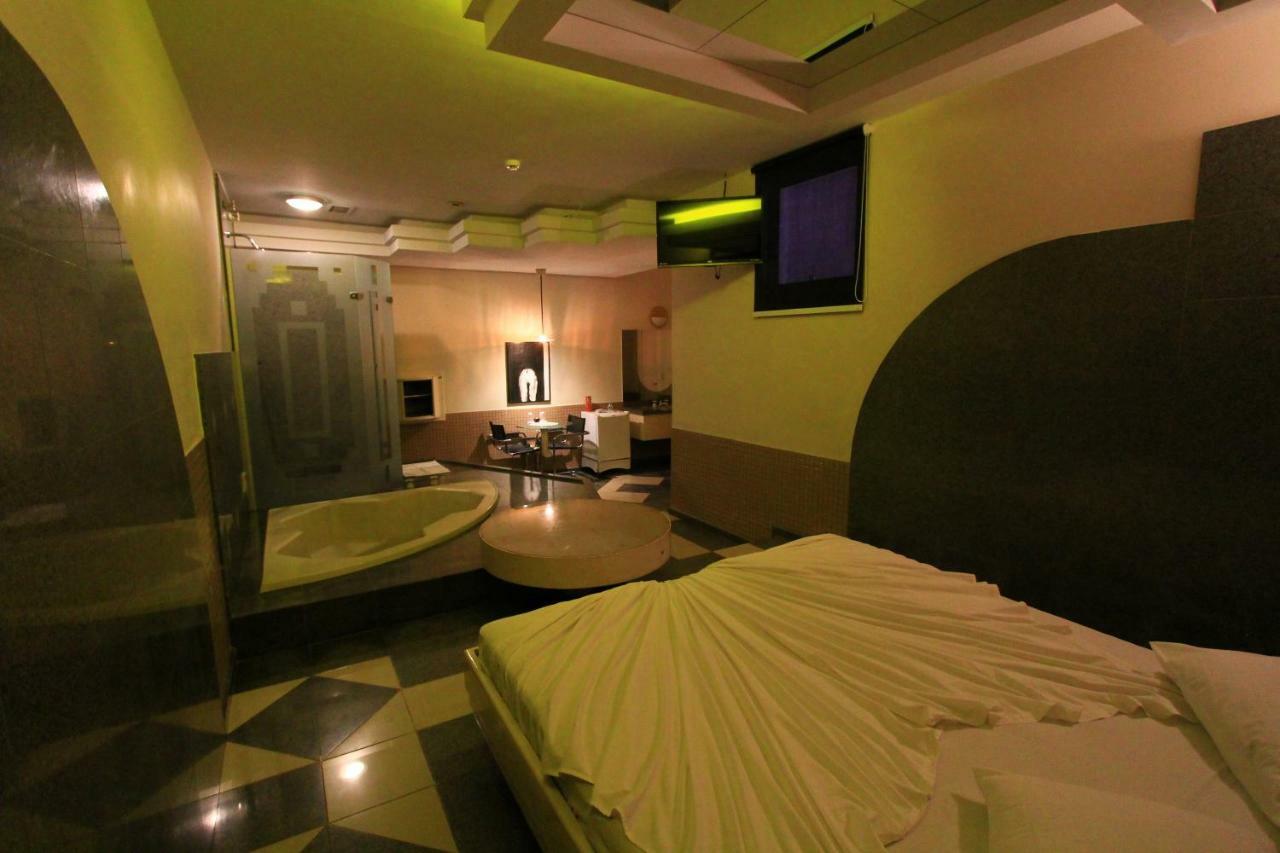 Movie Inn Motel E Hospedagem (Adults Only) Ribeirão Preto Kültér fotó